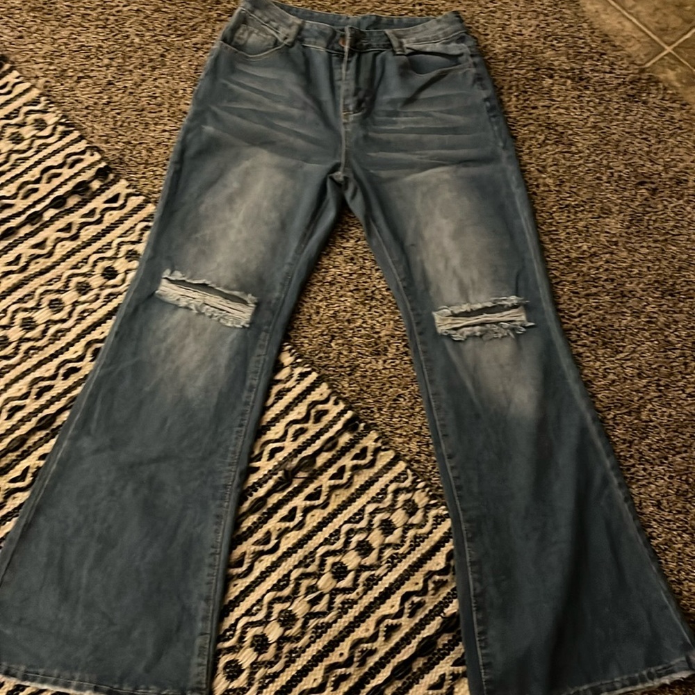 Brand new jeans bought off the coast of Oregon. Didn’t fit